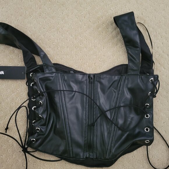 Faux leather corset top - Picture 2 of 2